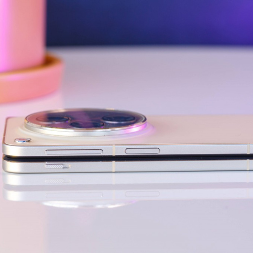 OPPO Find N3 – Smartphone Pliable à Double Écran & Performance Haut de Gamme (Charge Rapide 67 W)